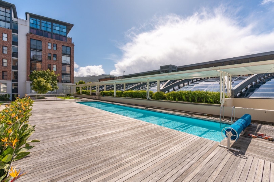 2 Bedroom Property for Sale in Gardens Western Cape